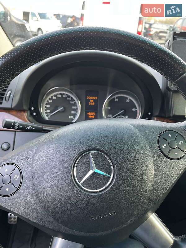 Mercedes-Benz Viano 2011 Mercedes-Benz Viano 2011