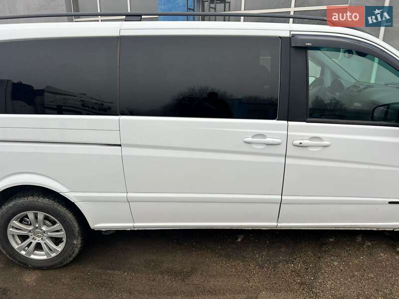 Минивэн Mercedes-Benz Viano 2011 в Кицмани фото 4 Минивэн Mercedes-Benz Viano 2011 в Кицмани