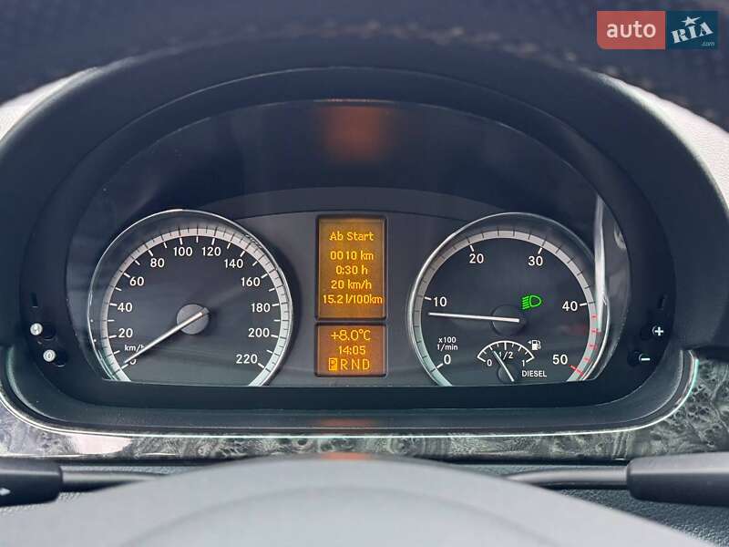 Минивэн Mercedes-Benz Viano 2014 в Киеве фото 20 Минивэн Mercedes-Benz Viano 2014 в Киеве