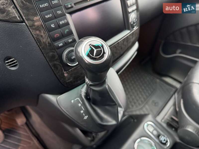 Минивэн Mercedes-Benz Viano 2014 в Киеве фото 24 Минивэн Mercedes-Benz Viano 2014 в Киеве
