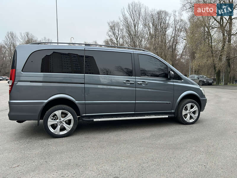 Минивэн Mercedes-Benz Viano 2012 в Сумах