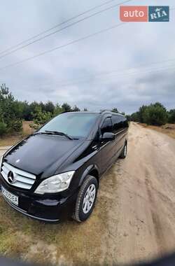 Мінівен Mercedes-Benz Viano 2012 в Вараші