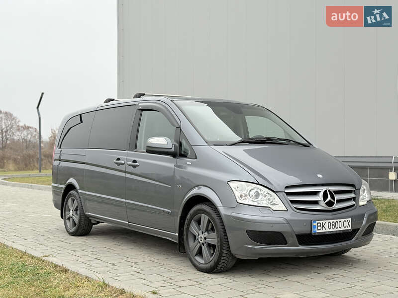 Mercedes-Benz Viano 2011 Mercedes-Benz Viano 2011