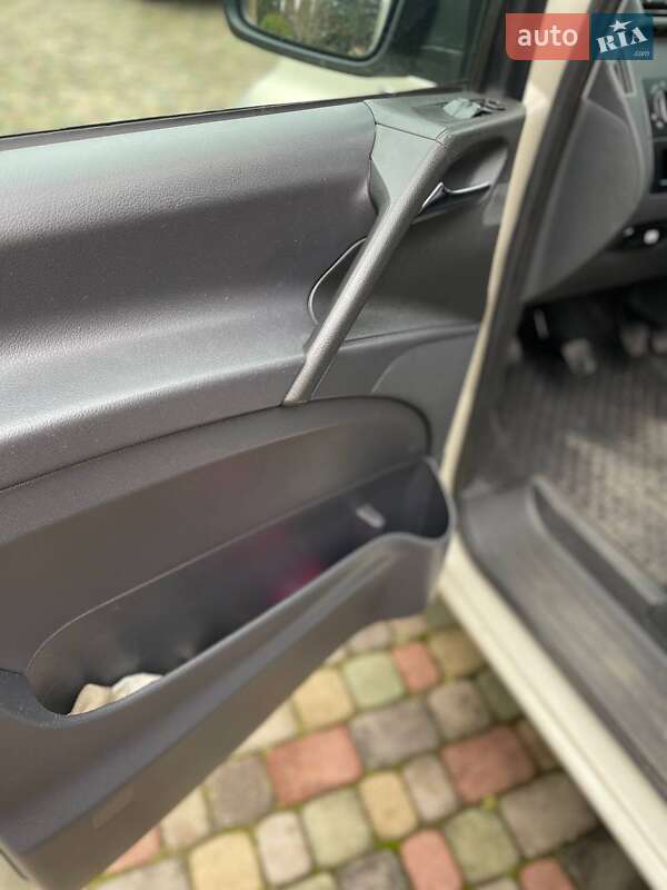 Мінівен Mercedes-Benz Viano 2011 в Ужгороді