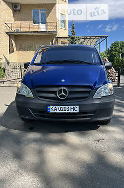 Минивэн Mercedes-Benz Vito 113 2013 в Киеве