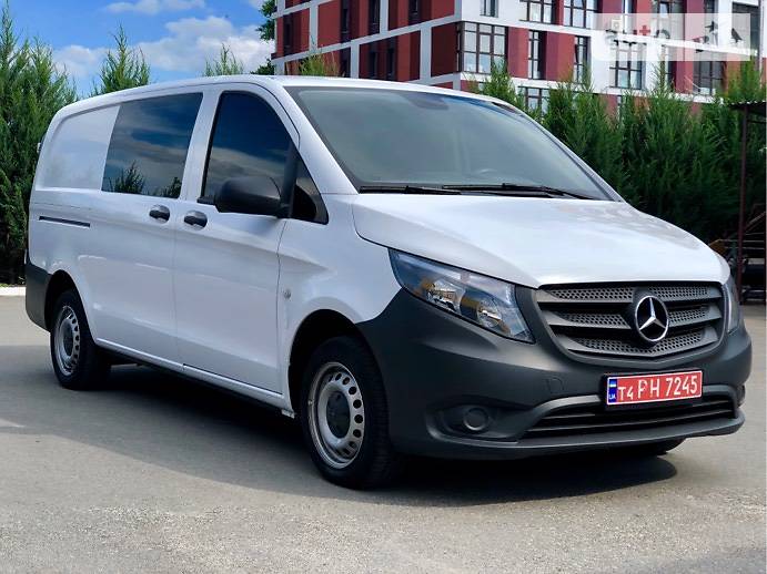 Грузопассажирский фургон Mercedes-Benz Vito 2015 в Виннице