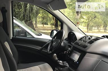 Універсал Mercedes-Benz Vito 2011 в 