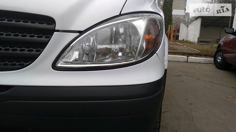 Вантажопасажирський фургон Mercedes-Benz Vito 2007 в Умані