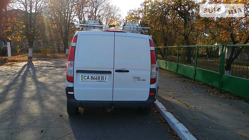 Вантажопасажирський фургон Mercedes-Benz Vito 2007 в Умані