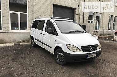 Вантажопасажирський фургон Mercedes-Benz Vito 2005 в 