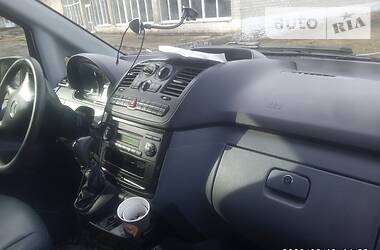 Мінівен Mercedes-Benz Vito 2010 в 