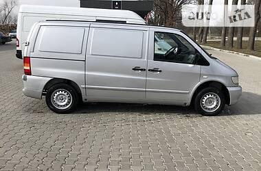 Вантажопасажирський фургон Mercedes-Benz Vito 2005 в 