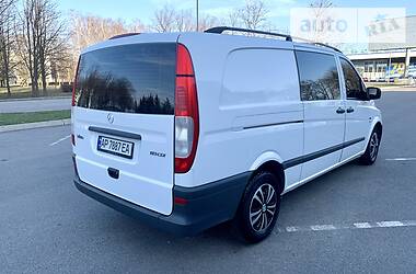 Вантажопасажирський фургон Mercedes-Benz Vito 2013 в 