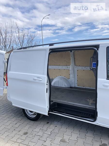 Мінівен Mercedes-Benz Vito 2015 в Чернівцях