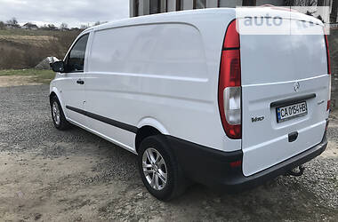 Вантажопасажирський фургон Mercedes-Benz Vito 2011 в 