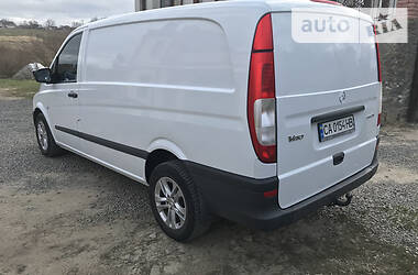 Вантажопасажирський фургон Mercedes-Benz Vito 2011 в 