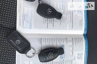 Вантажопасажирський фургон Mercedes-Benz Vito 2011 в 