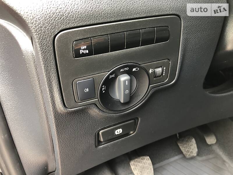 Вантажопасажирський фургон Mercedes-Benz Vito 2015 в Луцьку