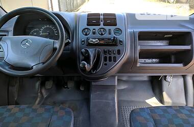 Вантажопасажирський фургон Mercedes-Benz Vito 2001 в 