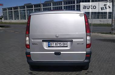 Грузопассажирский фургон Mercedes-Benz Vito 2006 в Херсоне