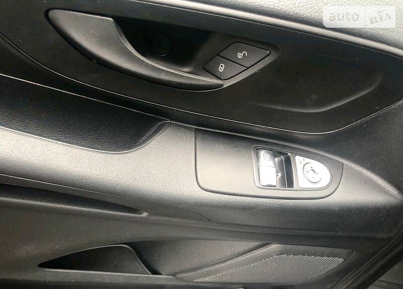 Грузопассажирский фургон Mercedes-Benz Vito 2017 в Казатине
