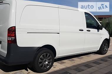 Вантажопасажирський фургон Mercedes-Benz Vito 2016 в 