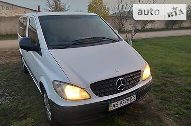 Грузопассажирский фургон Mercedes-Benz Vito 2004 в Виннице