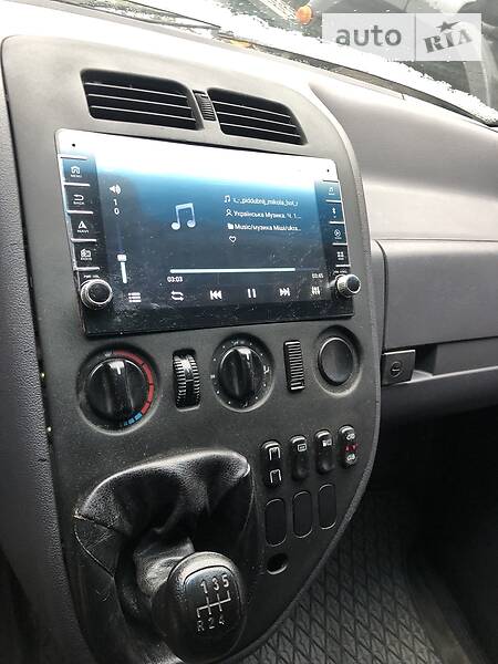 Грузопассажирский фургон Mercedes-Benz Vito 2002 в Кременчуге фото 5 Грузопассажирский фургон Mercedes-Benz Vito 2002 в Кременчуге