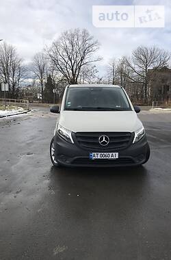 Грузопассажирский фургон Mercedes-Benz Vito 2015 в Ивано-Франковске