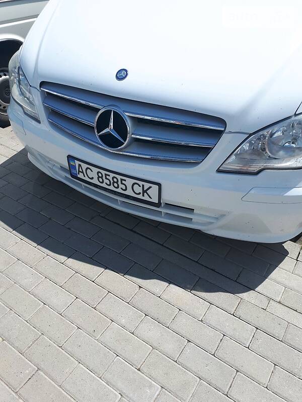 Минивэн Mercedes-Benz Vito 2012 в Иваничах