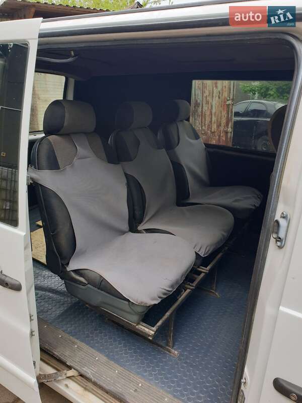 Минивэн Mercedes-Benz Vito 2000 в Черновцах
