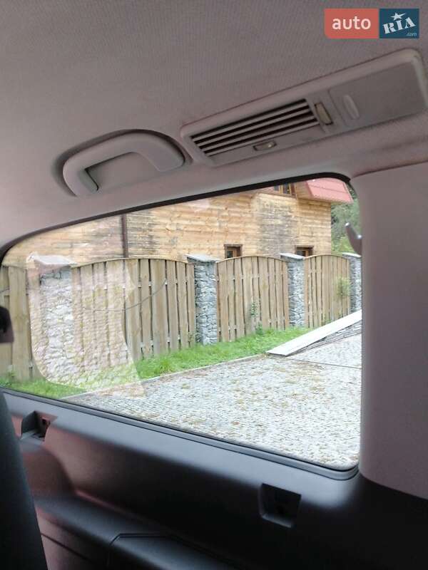 Минивэн Mercedes-Benz Vito 2010 в Сваляве