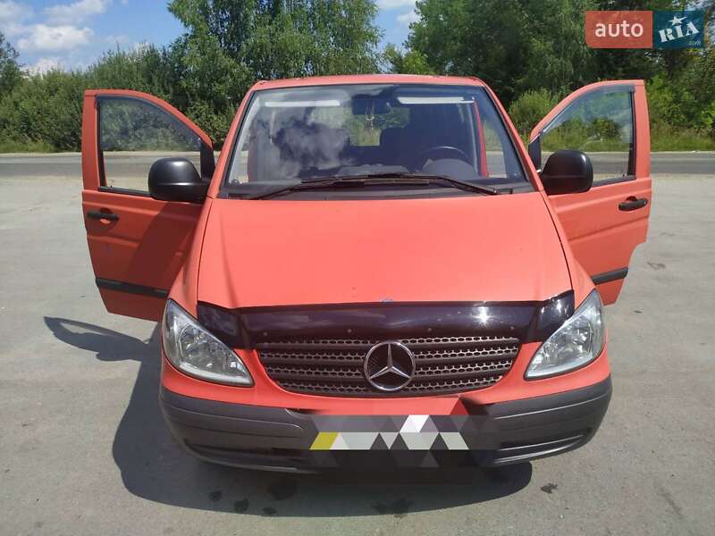 Минивэн Mercedes-Benz Vito 2006 в Долине