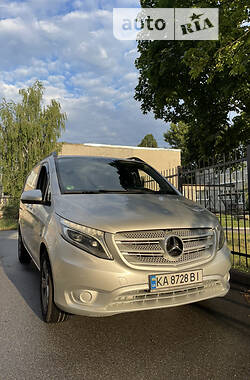 Минивэн Mercedes-Benz Vito 2016 в Киеве