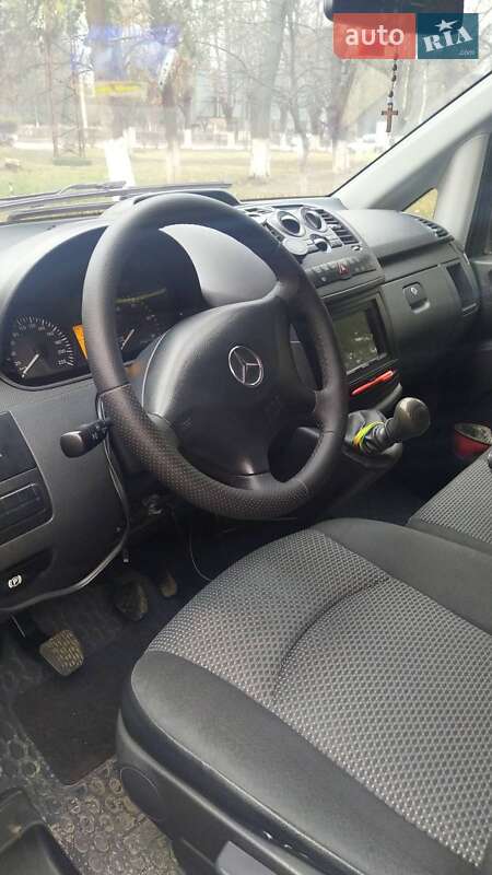Мінівен Mercedes-Benz Vito 2012 в Ужгороді