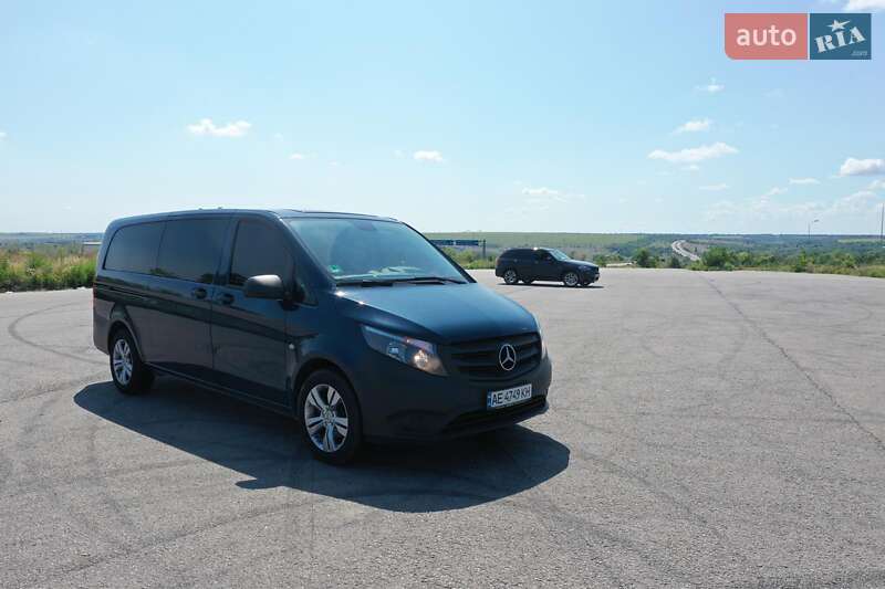 Мінівен Mercedes-Benz Vito 2015 в Дніпрі