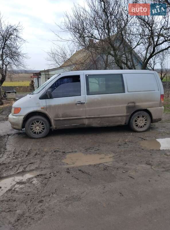 Минивэн Mercedes-Benz Vito 2000 в Покровском