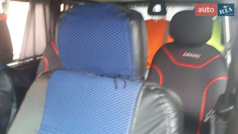 Минивэн Mercedes-Benz Vito 1998 в Вижнице