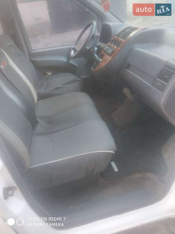 Мінівен Mercedes-Benz Vito 1999 в Києві