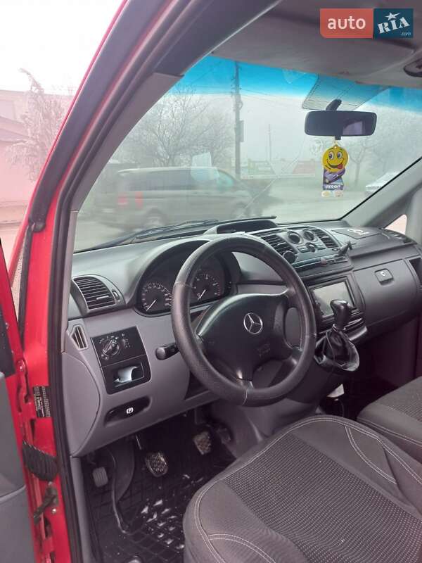 Минивэн Mercedes-Benz Vito 2007 в Черновцах