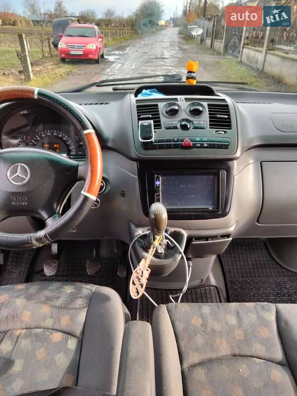 Минивэн Mercedes-Benz Vito 2005 в Новом Роздоле