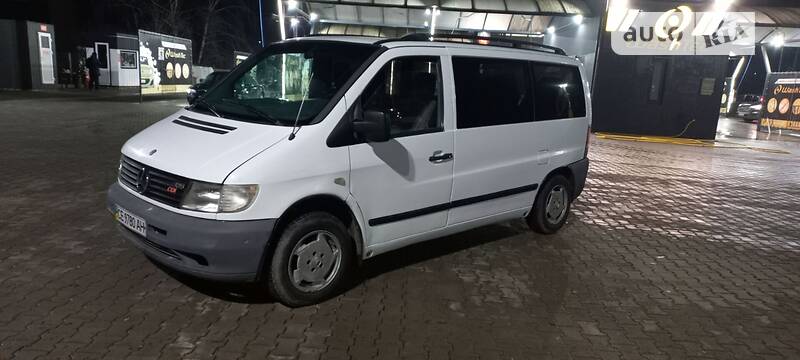 Минивэн Mercedes-Benz Vito 2000 в Черновцах