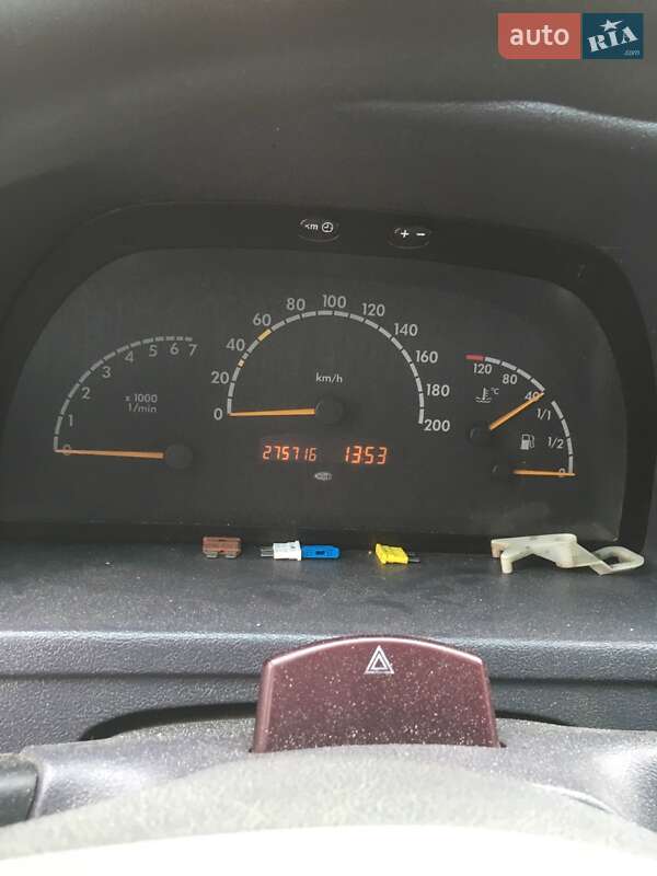 Минивэн Mercedes-Benz Vito 2000 в Сумах