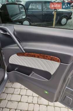 Минивэн Mercedes-Benz Vito 2013 в 