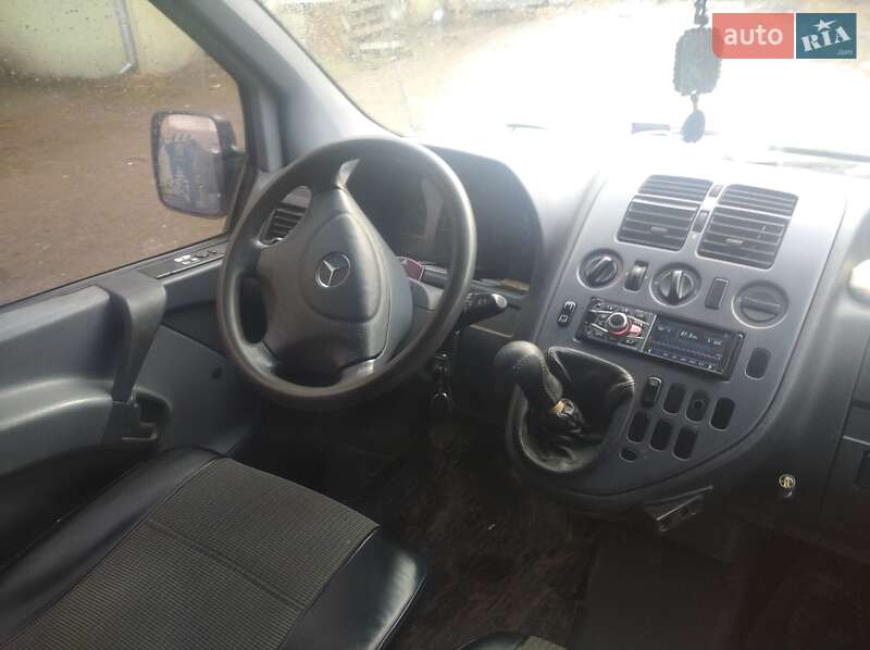 Минивэн Mercedes-Benz Vito 2000 в Рахове