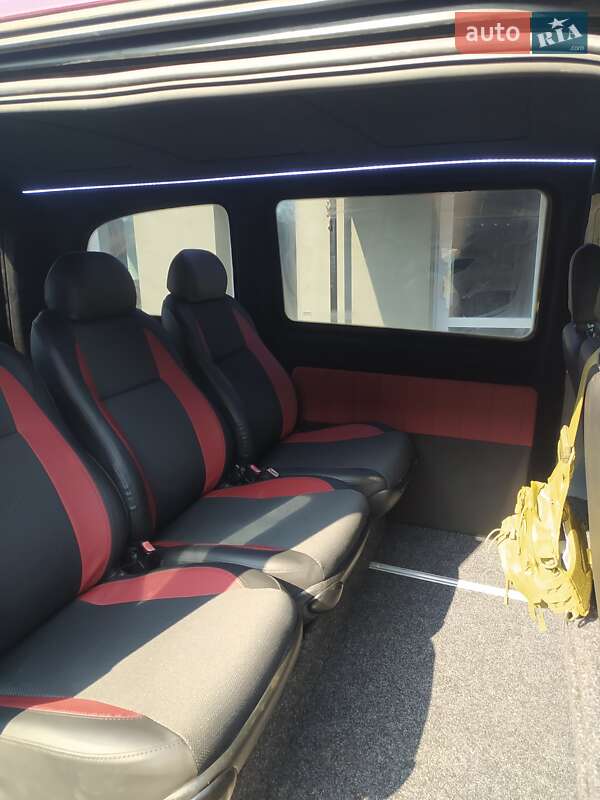 Минивэн Mercedes-Benz Vito 2004 в Ромнах