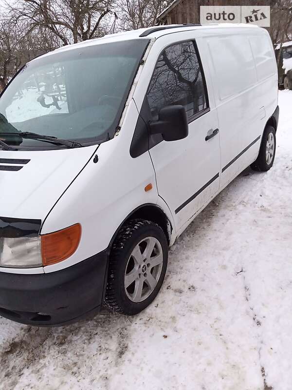 Грузовой фургон Mercedes-Benz Vito 1997 в Косове