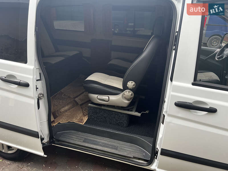 Минивэн Mercedes-Benz Vito 2008 в Полонном фото 16 Минивэн Mercedes-Benz Vito 2008 в Полонном