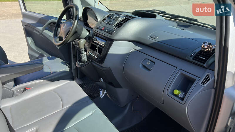 Минивэн Mercedes-Benz Vito 2008 в Косове