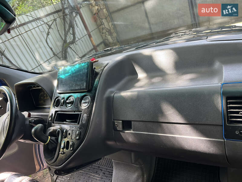 Минивэн Mercedes-Benz Vito 2001 в Ужгороде